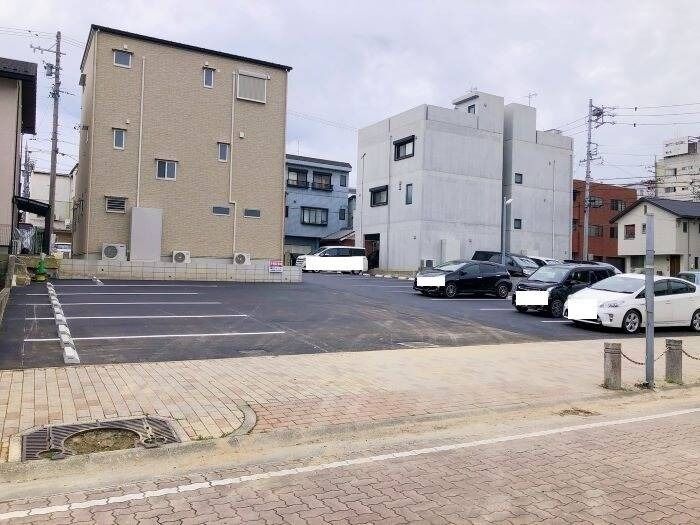 【月極駐車場】岡崎市八幡町2丁目-賃料11,800円(12番)